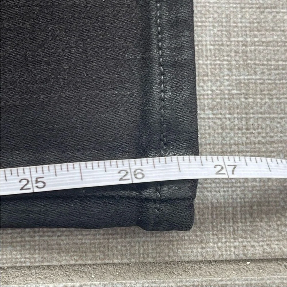 Madewell Mid-Rise Kick Out Jeans - Picture 12 of 12